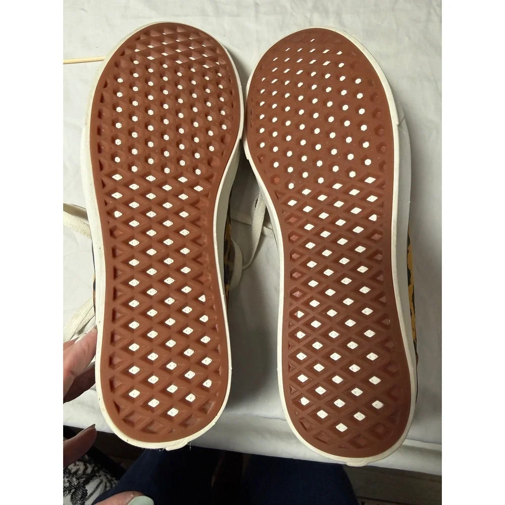 Vans ComfyCush Era Leopard Print Sneakers Mens 9.5 Womens 11 Low Top Shoes